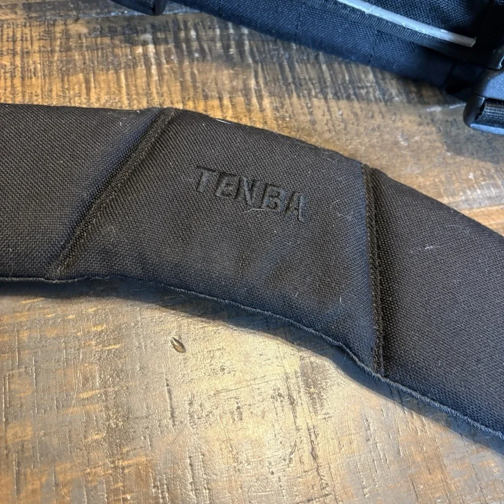 Tenba Large Laptop Messenger Bag Black Camera Padded Strap - PREOWNED